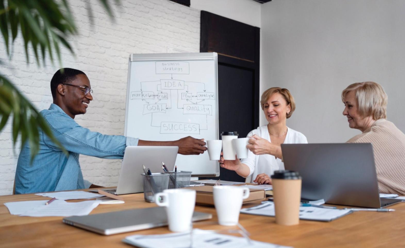 Técnicas profesionales de corte de cabello en acción